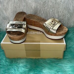 NIB Michael Kors Metallic Gold Wedge Sandals Women’s size 8